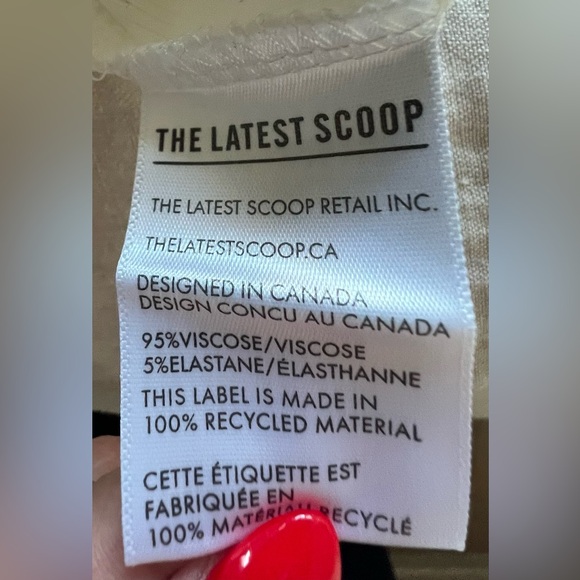 The Base lace up tank - Picture 4 of 4